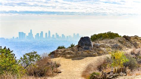 14 Scenic Hikes in LA That Offer Amazing Views | Best Hiking Trails in ...