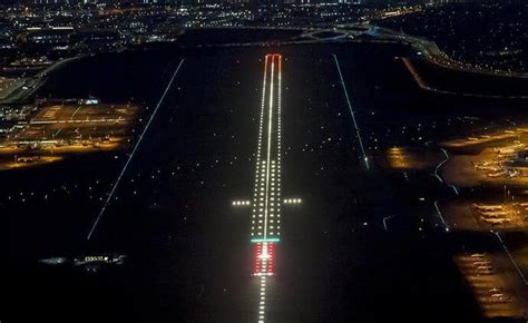 Taxiway lights (blue and green) are unreal too bright - Scenery and ...