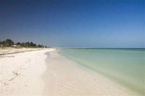 El Cuyo Yucatan, Visit This Charming Hidden Gem On The Beach