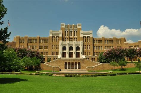 Little Rock Central High School National Historic Site | Western ...