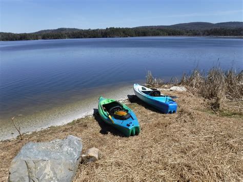 Dave'n'Kathy's Vagabond Blog: On Shelburne Pond