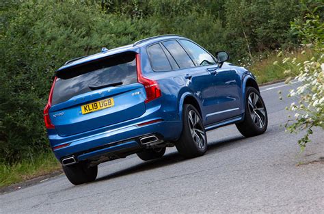 Volvo XC90 B5 R-Design AWD 2019 UK review | Autocar