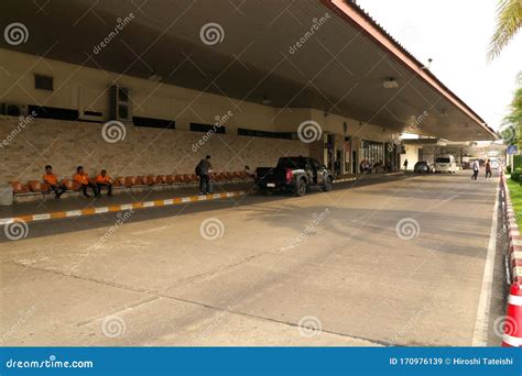 Udon Thani International Airport Bus Stops and Car Drop-off Editorial Stock Image - Image of ...