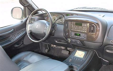 2002 Lincoln Blackwood Interior Pictures