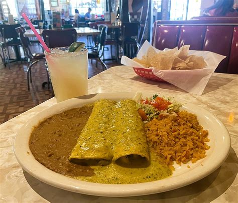 Review: With a focus on fresh ingredients, Chuy’s restaurant in Chattanooga is Tex-Mex at its ...