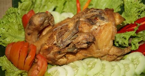 Resepi Ayam Kampung Goreng Ingkung Utuh Empuk (Whole Fried Chicken Recipe)