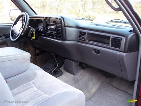 1996 Dodge Ram 1500 Dashboard Core