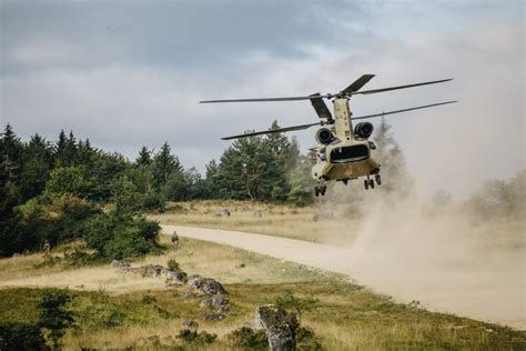 DVIDS - Images - Air Assault Operations [Image 7 of 9]