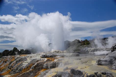 Visit Rotorua, Most Famous Geothermal Wonderland - YourAmazingPlaces.com