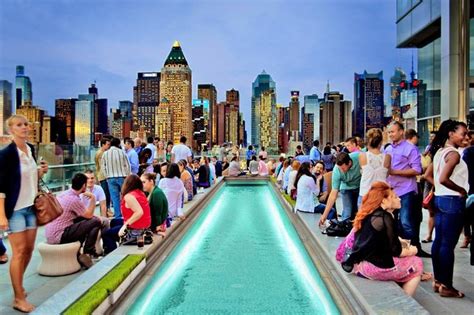 New York City Rooftop Lounge Tour with Skyline Views, Drinks 2024 - Viator