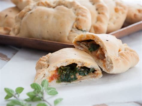 Vegan Mini Calzones Recipe | Elephantastic Vegan