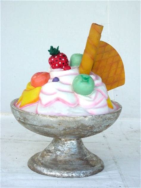 Ice Cream Sundae Ice Cream Sundae [FR0999] - $142.99 , Life size ...