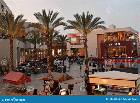 Cairo Festival, City Mall in Cairo. Editorial Image - Image of business, attraction: 161446045