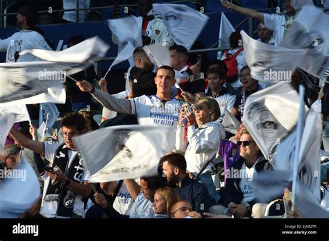 Real madrid fans hi-res stock photography and images - Alamy