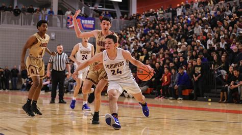 UIL boys basketball playoffs: Eastwood, Clint take shot at making state tournament