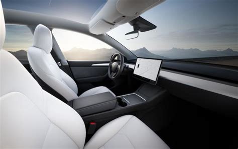 Tesla investigated for Model Y steering wheels that may detach during use