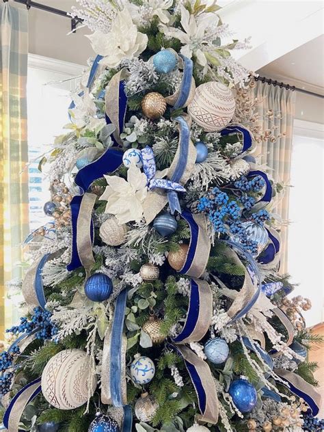 Our Blue and White Color Scheme for Christmas - Perfecting Places ...