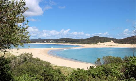 Fingal Bay and Port Stephens Lighthouse - Destination's Journey | Fingal, Ocean beach, Beautiful ...