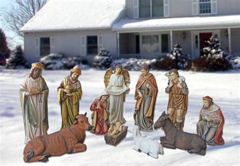 Large Scale and Outdoor Nativity Sets