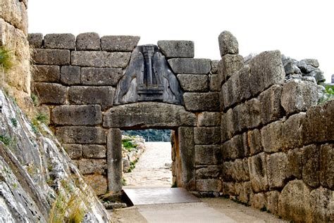 Lion Gate at Mycenae, Greece Travel - GoVisity.com