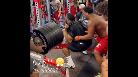 Video: Nick Chubb goes viral for 675-pound squat