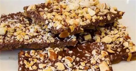 Easy 6-Ingredient Chocolate Almond Toffee Recipe