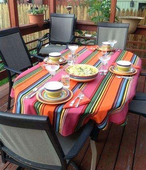 Use These Tablecloth Sizes for Oval Tables