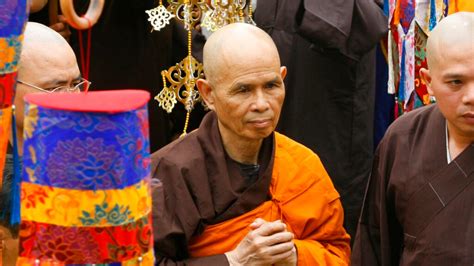 Thich Nhat Hanh, Poetic Peace Activist, Master of Mindfulness, Dies at 95