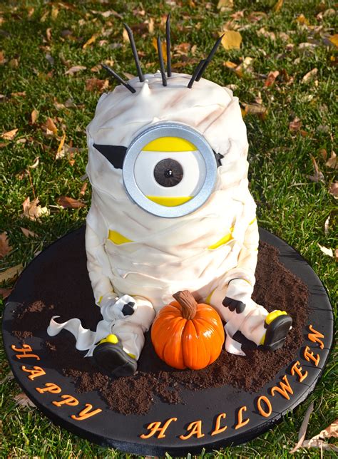 Mummy Minion This Is The Cake I Made For A School Halloween Party ...