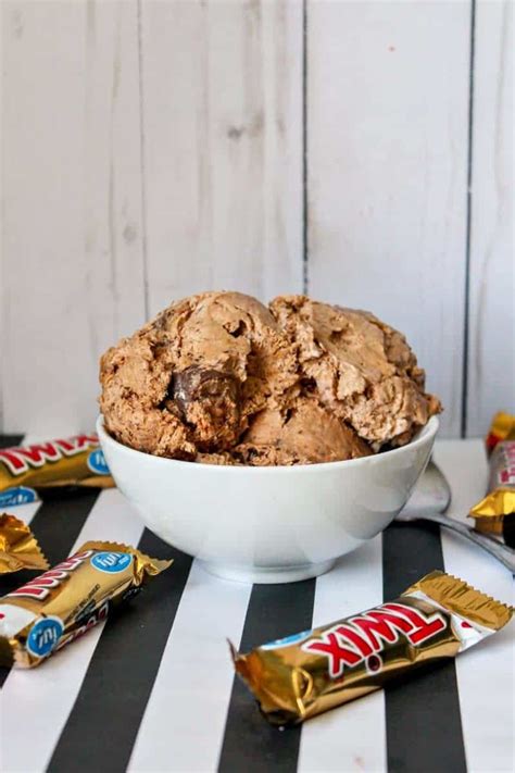 Homemade Twix Ice Cream Recipe (No Churn Ice Cream!)