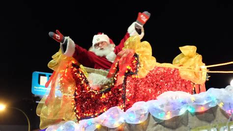 It's beginning to look a lot like Christmas: Santa Claus Parade in Winnipeg Saturday - Manitoba ...