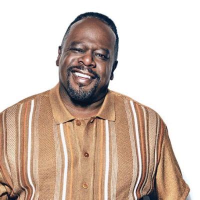 Who is Cedric The Entertainer? Age, Net worth, Relationship, Height ...