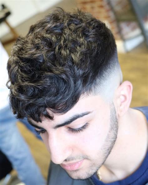 60 Sizzling Tape-up Haircut Ideas – [Get Your Fade in 2019]