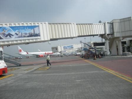 Bandara Juanda Surabaya Overload