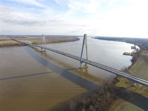 William Natcher Bridge (Owensboro/Rockport, 2002) | Structurae