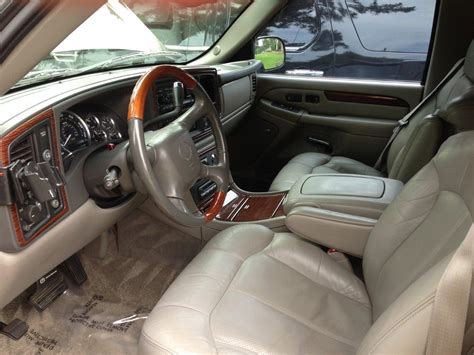 2002 Cadillac Escalade EXT - Pictures - CarGurus