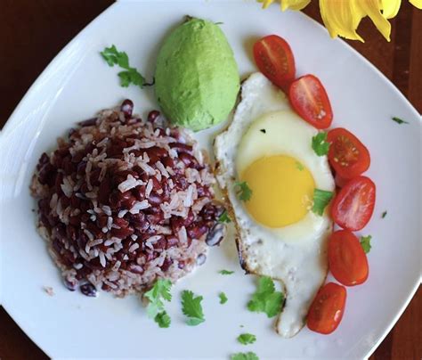 NICARAGUAN BREAKFAST | Homemade recipes, Food, Easy homemade