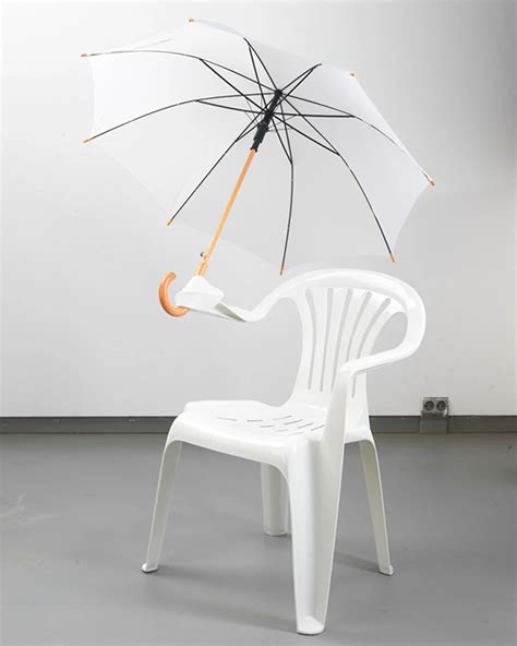 The Monobloc Chair: For and against the world - DesignWanted : DesignWanted