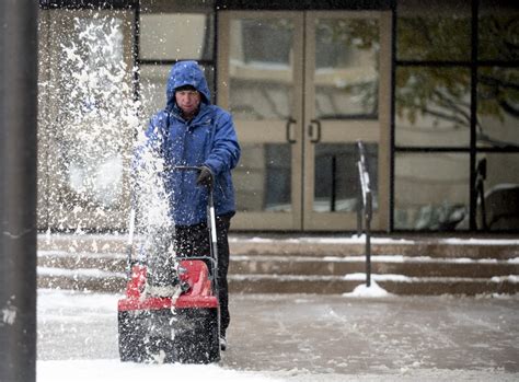 Photos: Snowstorm in Greeley – Greeley Tribune