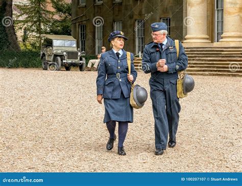 WAAF Officer With RAF Warrant Officer From WW2. Editorial Photo ...