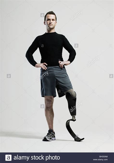 Athlete with prosthetic leg Stock Photo: 28014972 - Alamy