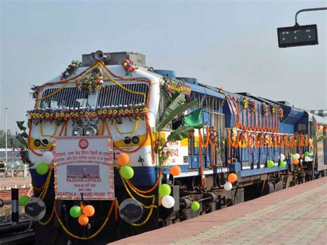 Iconic Rajdhani Express train to complete 50 years of journey tomorrow - Oneindia News