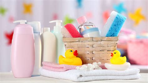 Guide To Buy Some Essential Baby Care Products For Every Newly Made Parent