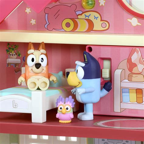 New 3+ Toys: Bluey Ultimate Lights & Sounds Playhouse Review