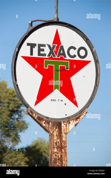 Vintage texaco logo hi-res stock photography and images - Alamy