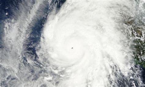 Climate Signals | Hurricane Patricia's 215 mph winds: A warning shot across our bow