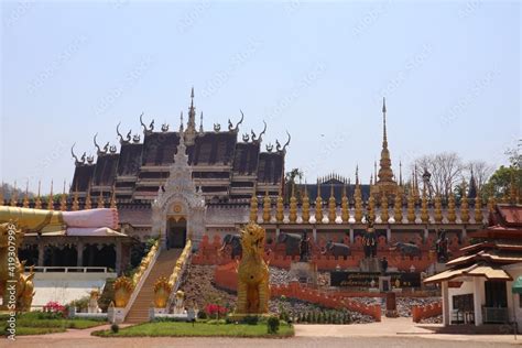 Northern Thai temple is beautiful, named Wat Phra That Suthon Mongkol ...