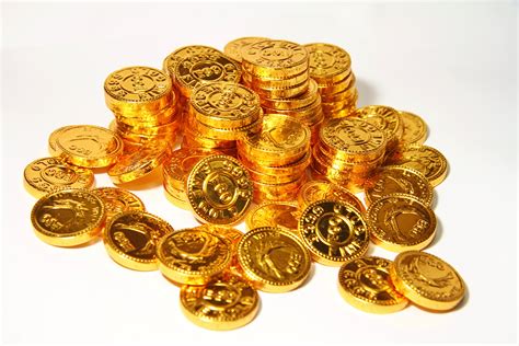 Stack of gold chocolate coins by Deming9120 on DeviantArt