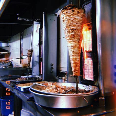 Shawarma : a middle-eastern street food staple 🌯 . . Round pita (Lebanese/Saaj bread) filled ...