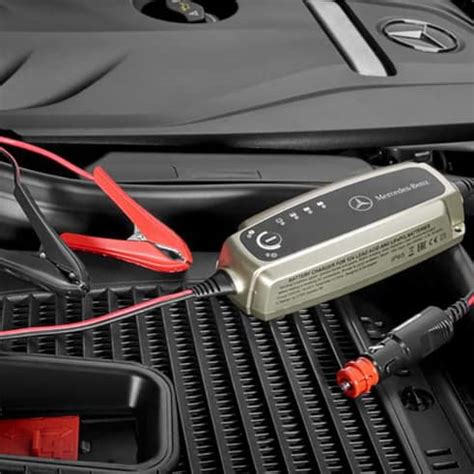 Service Tip: Use a Trickle Charger for Your Battery | Mercedes-Benz of Chicago